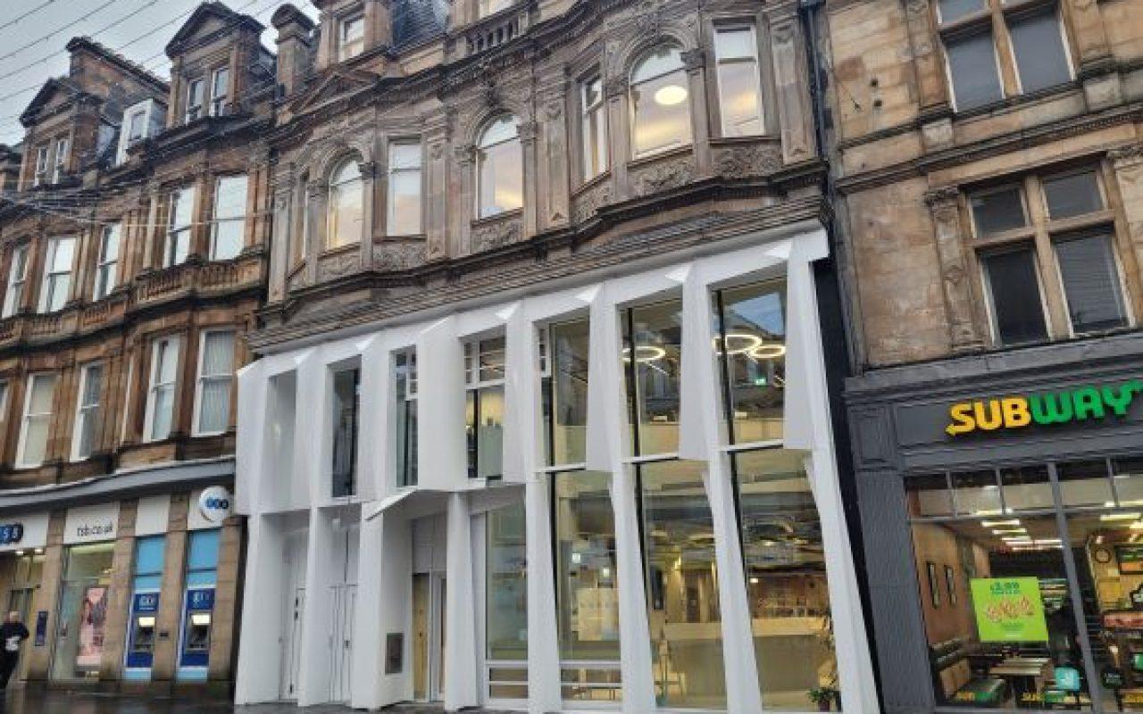 Renfrewshire residents encouraged to donate devices to tackle digital exclusion