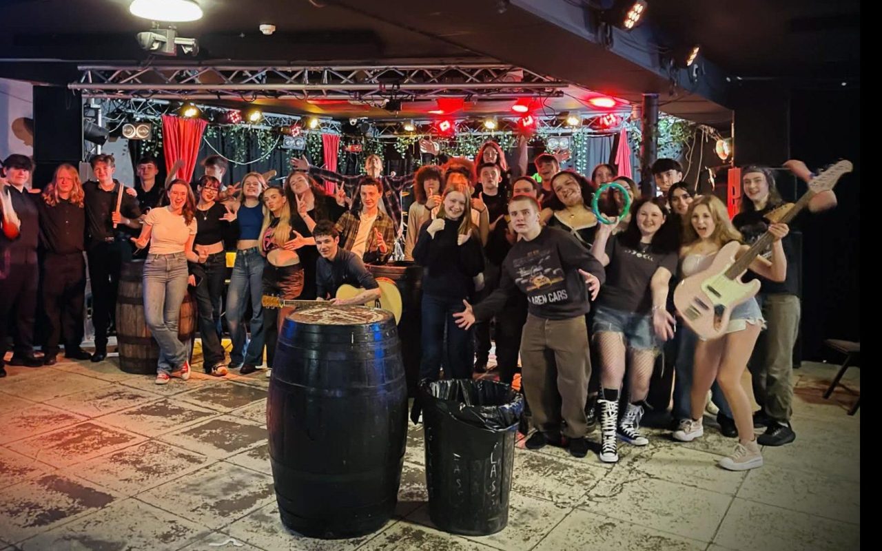 Paisley live music gigs for the weekend and all next week