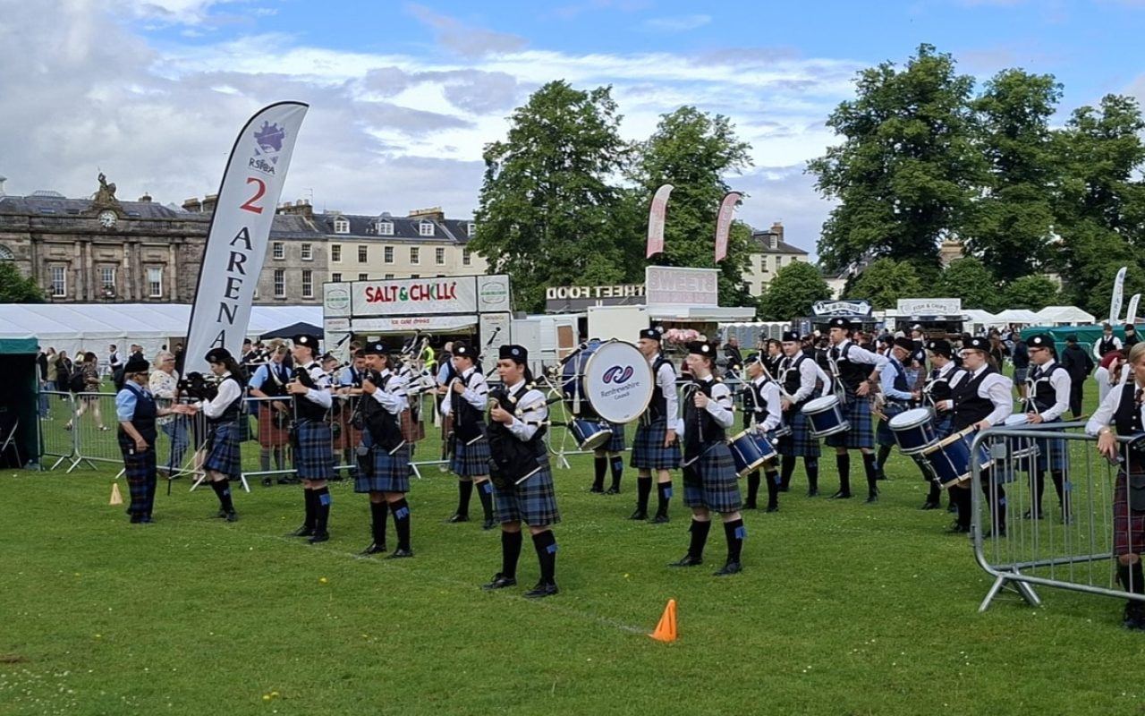 Young Renfrewshire pipe band strike the right note with championship success