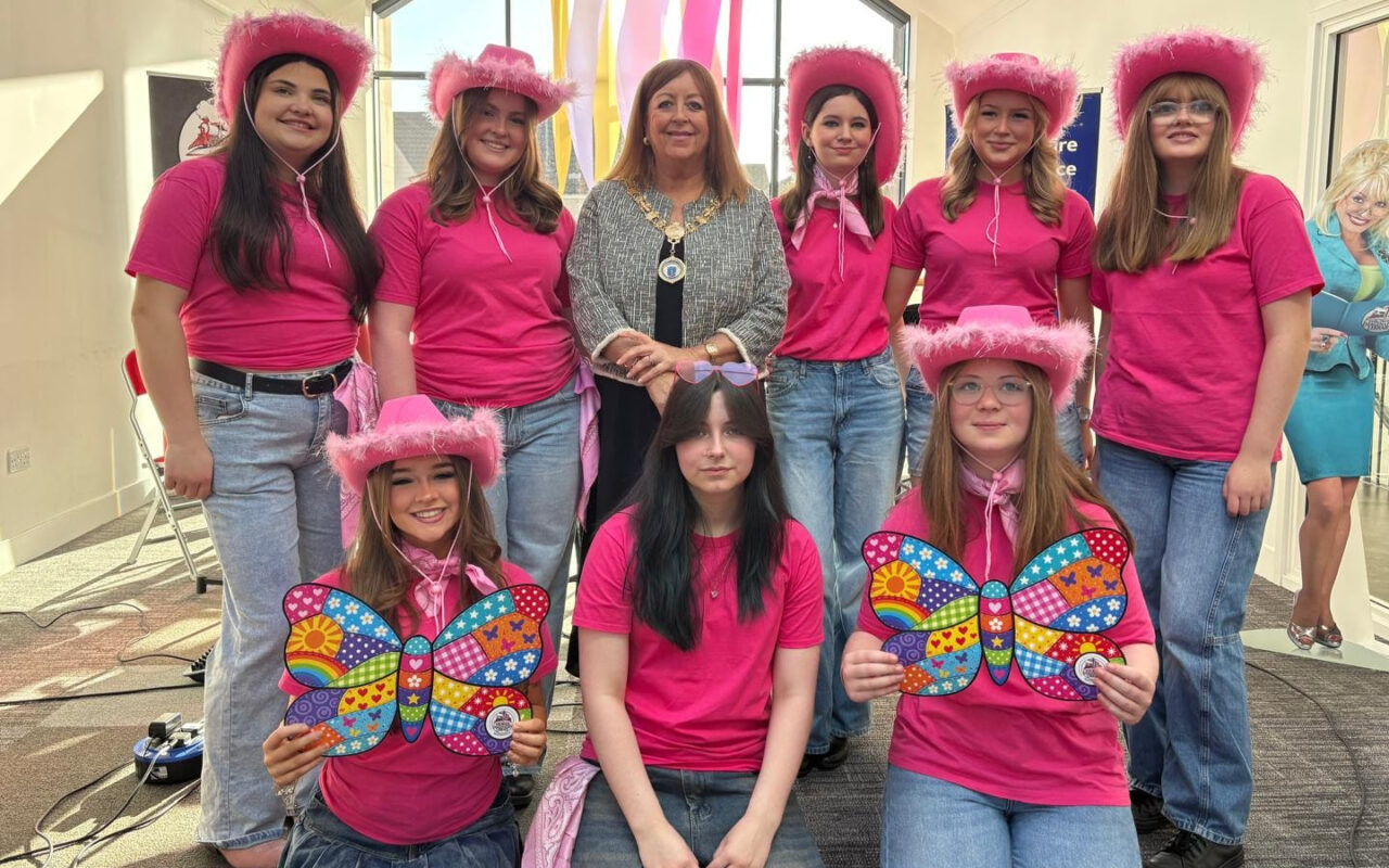 Renfrewshire comes together to celebrate first-ever Dolly Parton Day