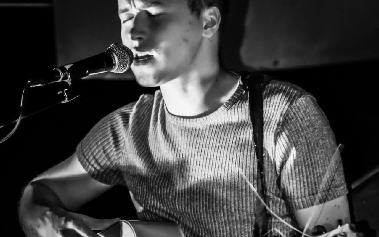 Paisley town live music gigs for today and all next week